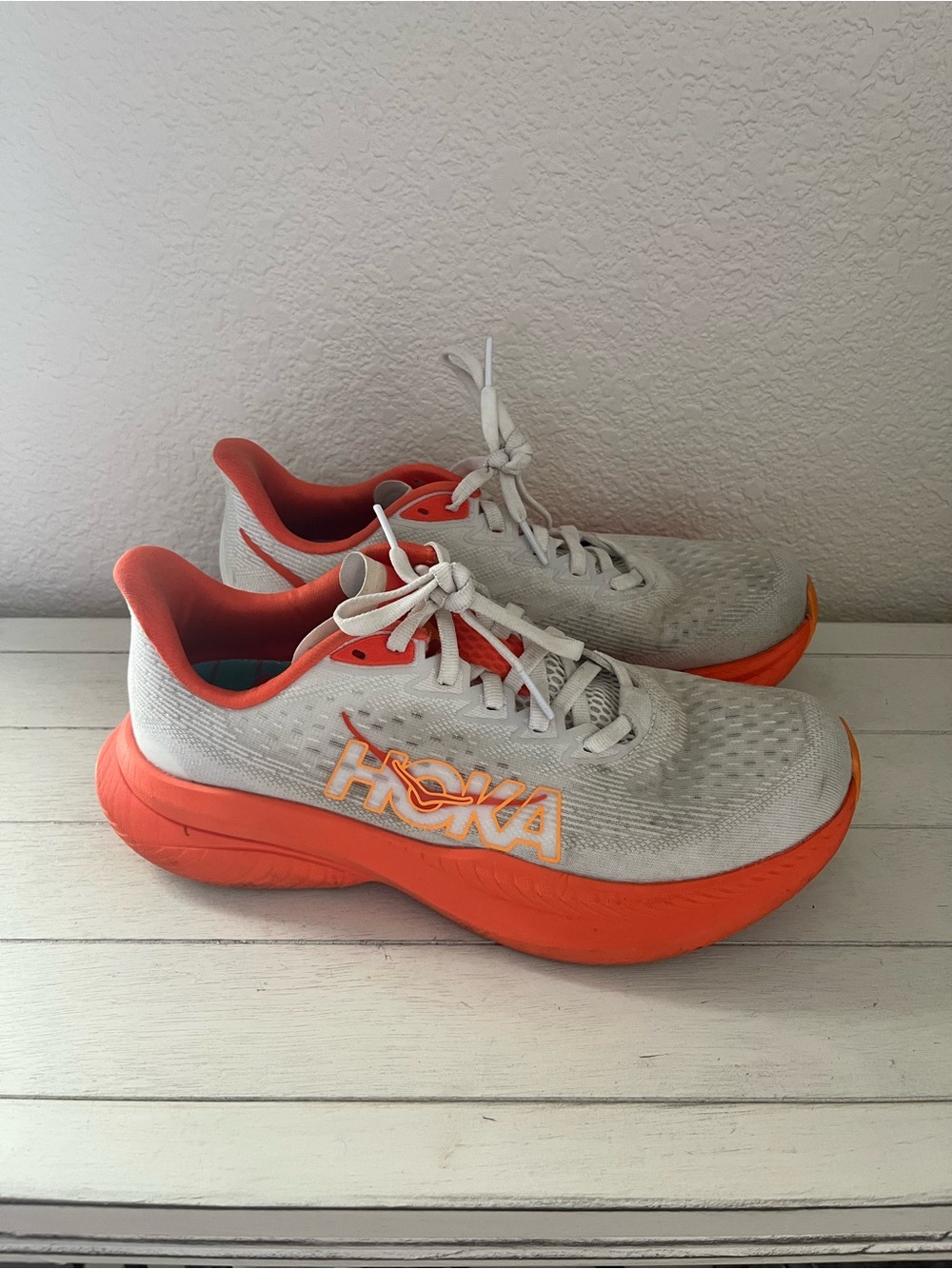 Women’s Hoka Mach 6 Running Shoes Size 7